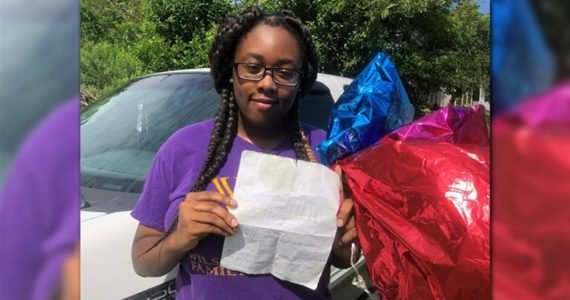 Miracle! Stranger Pays Teenager’s School Fees After Sending Letter To God! Miracle! Stranger Pays Teenager’s School Fees After Sending Letter To God!