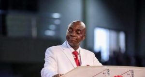 Bishop Oyedepo Sparks Debate About Tithing On Twitter Again! Bishop Oyedepo Tithing
