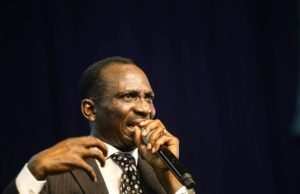 “Don’t Waste Time Following A Vehicle Going Nowhere” – Pastor Paul Enenche Wades In On David Ibiyeomie’s Response To Daddy Freeze Paul Enenche blasts Daddy Freeze After David Ibiyeomie's Comment