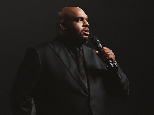 Pastor John Gray resigns