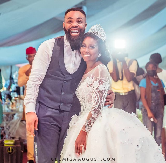 Comedian arole wedding