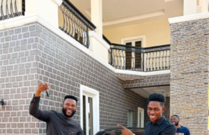 See Heart Melting Moment Moses Bliss Gift His Manager A New Lexus Video: Moses Bliss Gift His Manager With A New Whip