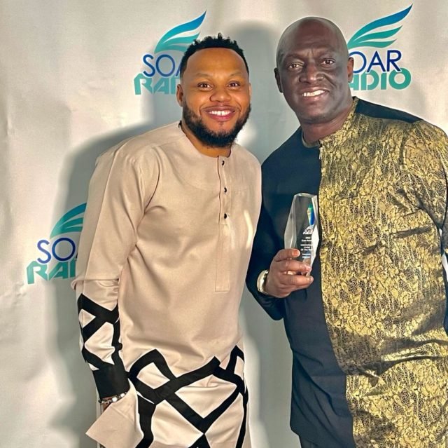 Sammie Okposo Wins International Artiste Of The Year At SOAR Awards