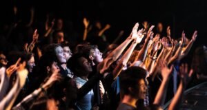 Over 3,000 Give Lives To Christ At Harvest Crusade In Idaho, USA Greg Laurie, Boise Harvest,