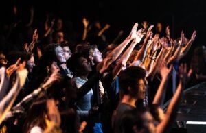 Over 3,000 Give Lives To Christ At Harvest Crusade In Idaho, USA Greg Laurie, Boise Harvest,