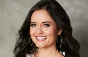 American Actress Denica Mckellar Retraces Her Step Back To Church – Enjoys Love & Peace Denica-Mckellar-Peace-love