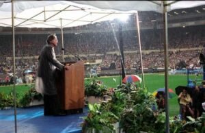 Franklin Graham Reaches 68,000 Brazilians Decades After His Father’s Visit Franklin Graham Holds Record On Brazil Outreach Decades After Father