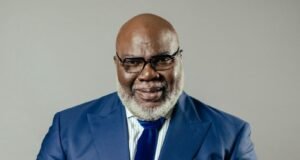 “Society Breaking Down Because We Are Raising Women To Become Men” – Bishop TD Jakes Stop Raising Women As Men It Is Breaking Society, Bishop TD Jakes