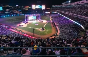 Greg Laurie’s SoCal Harvest Crusade Draws Over 50,000 Attendees As Many Make Decision To Follow Christ Greg Laurie SoCal Harvest
