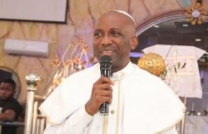 Primate Elijah Ayodele Predicts Dollar Rate May Drop To ₦900 Under President Bola Tinubu’s Reign Elijah Ayodele Predicts Dollar Drop