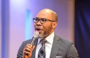House On The Rock Abuja Pastor Uche Aigbe Returns To Pulpit – Donates +N2million To Needy Church Members Uche Aigbe Donates 2million