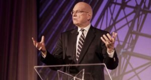 Popular Pastor Tim Keller Dies At Age 72 After Battling Cancer Tim Keller Dies At 72