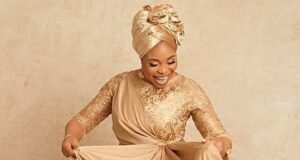 Veteran Gospel Singer Tope Alabi Added To BoomPlay Golden Club For Surpassing 100M Streams Tope Alabi: Gospel Singer Surpasses 100M Streams On Boomplay