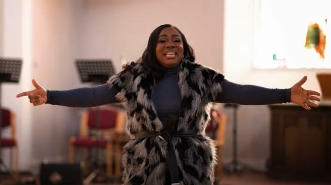#SelahMusicVid: Toluwanimee | Come & Worship Toluwanimee | Come & Worship