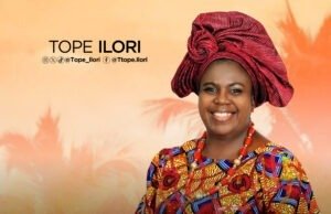 #SelahMusic: Tope Ilori | The King’s Praise (Medley) | @Tope_Ilori Tope Ilori | The King's Praise (Medley)