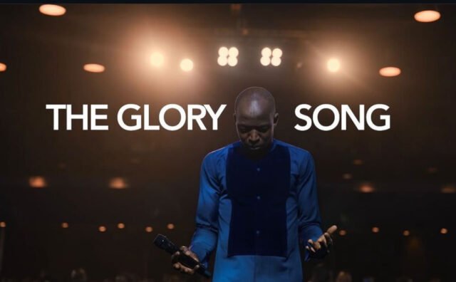 Dunsin Oyekan | The Glory Song