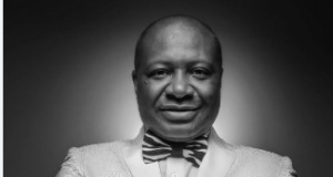 Pastor Emmanuel Iren Honors Dr. Panam Percy Paul With The Legacy Award At Celebration Church Emmanuel Iren Honors Dr. Panam
