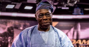 Ex-President Olusegun Obasanjo Receives Honorary Award From Pastor Ituah Ighodalo Of Trinity House Olusegun Obasanjo Receives Award