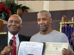 Denzel Washington Gets Baptized