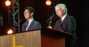 “God Loves You” – Franklin Graham Proclaims Christ To Over 70,000 In Argentina Franklin Graham Proclaims Christ