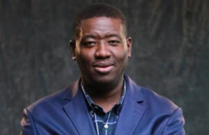 Souls Saved As Pastor Leke Adeboye Celebrates Valentine On Lagos Street Leke Adeboye Celebrates Valentine