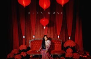 #SelahMusicVid: Olga Muse | Plus De Toi (More of You) Olga Muse - PLUS DE TOI (More of You)