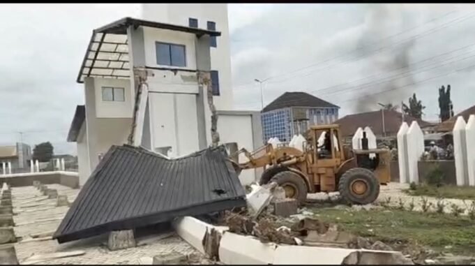 Memories Erased As Ondo Government Demolishes Owo Church Attack Victims Memorial Park Ondo Government Demolishes Memorial Park
