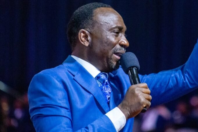 Dr. Paul Enenche Pays Condolence Visit To Rev. Uma Ukpai’s Family Paul Enenche Visits Uma Ukpai