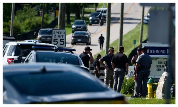 Unknown Gunman Kills 2 Women, Injures Others At Kentucky Church Unknown Gunman Kills 2 Women