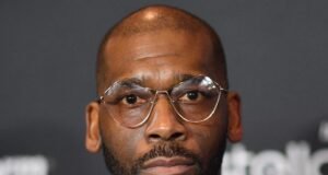 Pastor Jamal Bryant Urges Church To Bring Food Instead Of Tithes For Struggling Families Jamal Bryant Tells Church To Bring Food