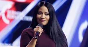 50,000+ Sign Petition To Deport Nicki Minaj Over Anti-Transgender Remarks Petition Signed To Deport Nicki Minaj