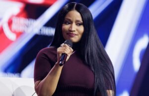 50,000+ Sign Petition To Deport Nicki Minaj Over Anti-Transgender Remarks Petition Signed To Deport Nicki Minaj