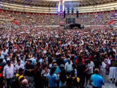 Thousands Turn To Christ At Massive Evangelist Franklin Graham Event Franklin Graham Event