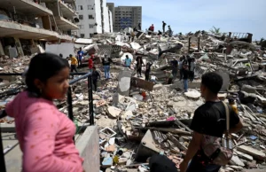 Venezuela Earthquake Death Toll Surpasses 1,400 As Nearly 70,000 Remain Missing Venezuela Earthquake