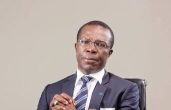 Beyond the Billions: Dr. Cosmos Maduka Spotted Preaching Christ On Lagos Streets Cosmos Maduka Preaching On Streets