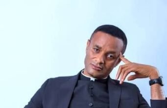 “That Is Not Faith!” — Father John Oluoma Challenges ‘Dress Like Your Miracle’ Dress Like Your Miracle